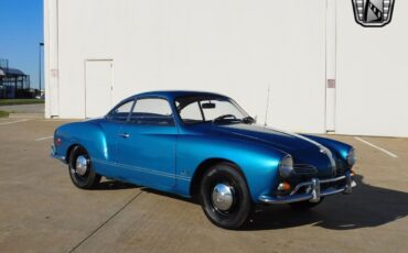 Volkswagen-Karmann-Ghia-Coupe-1969-9