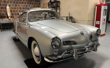 Volkswagen-Karmann-ghia-1961-12