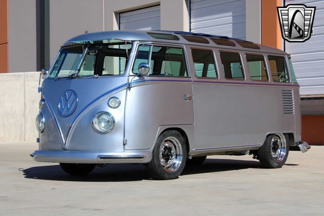 Volkswagen-Kombi-1969-5