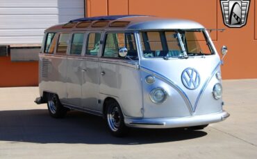 Volkswagen-Kombi-1969-6