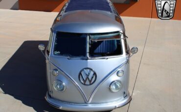 Volkswagen-Kombi-1969-9