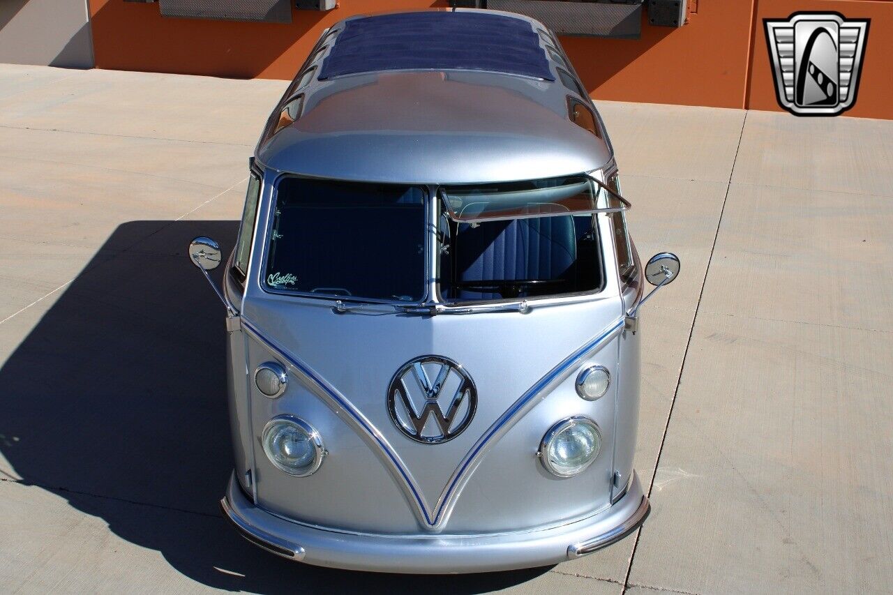 Volkswagen-Kombi-1969-9