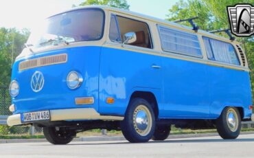 Volkswagen-Microbus-1971-3