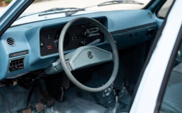 Volkswagen-Rabbit-1979-13