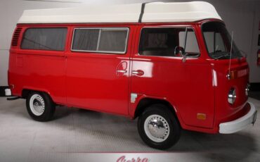 Volkswagen-T2b-camper-van-1973-23