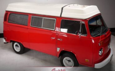 Volkswagen-T2b-camper-van-1973