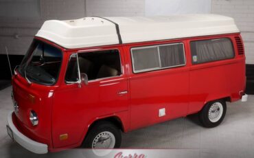 Volkswagen-T2b-camper-van-1973-5