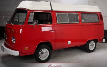 Volkswagen-T2b-camper-van-1973-6