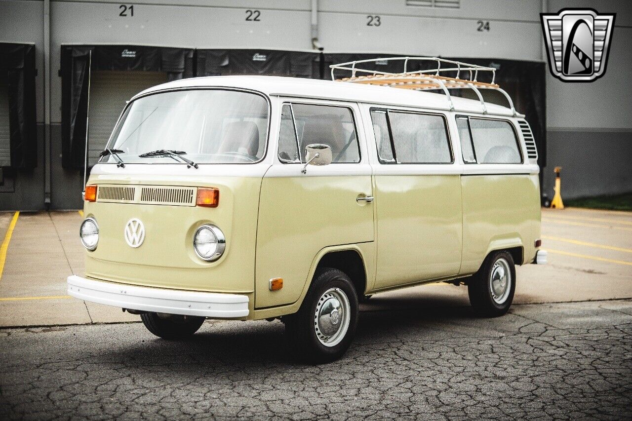 Volkswagen-Transporter-1975-7