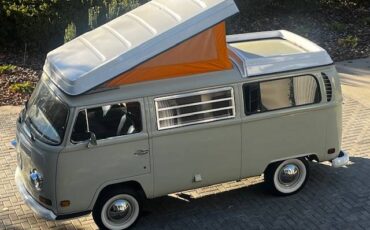 Volkswagen-Vanagon-1970-19