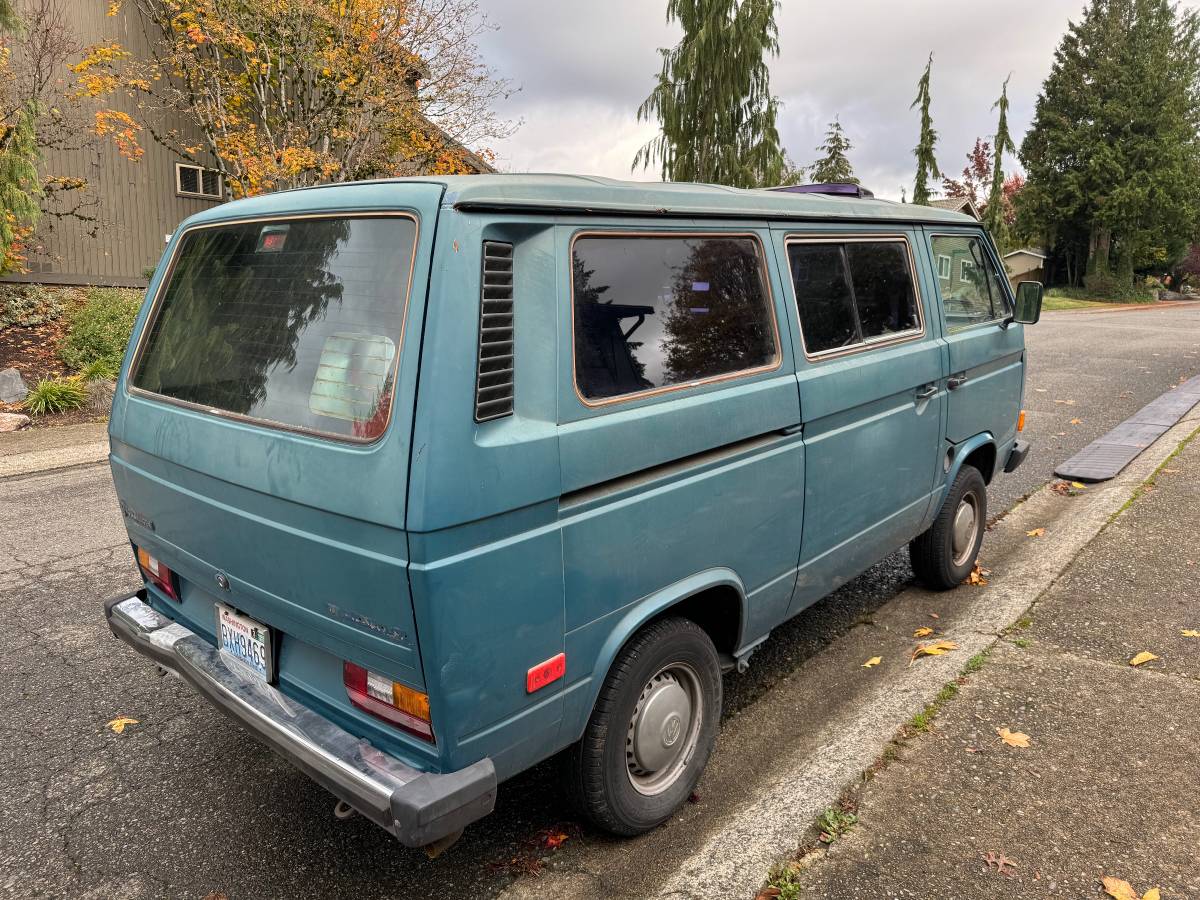 Volkswagen-Vanagon-1985-3