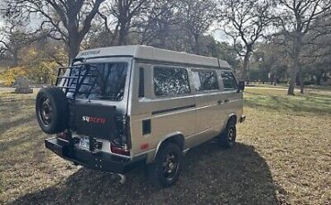 Volkswagen-Vanagon-1987-4