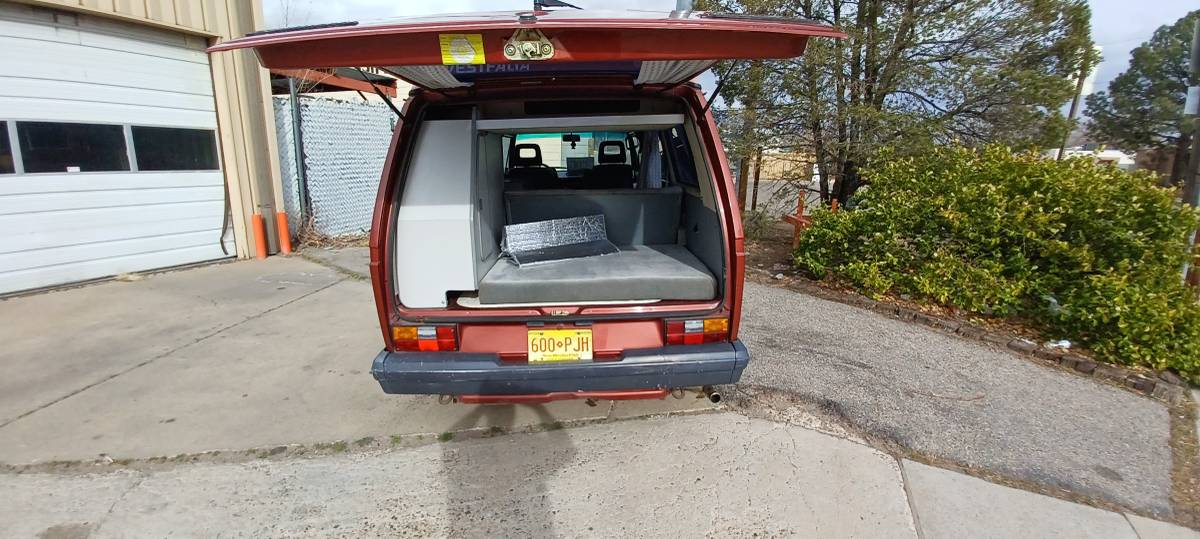 Volkswagen-Vanagon-1988-4