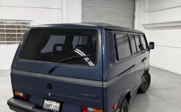 Volkswagen-Vanagon-1990-5