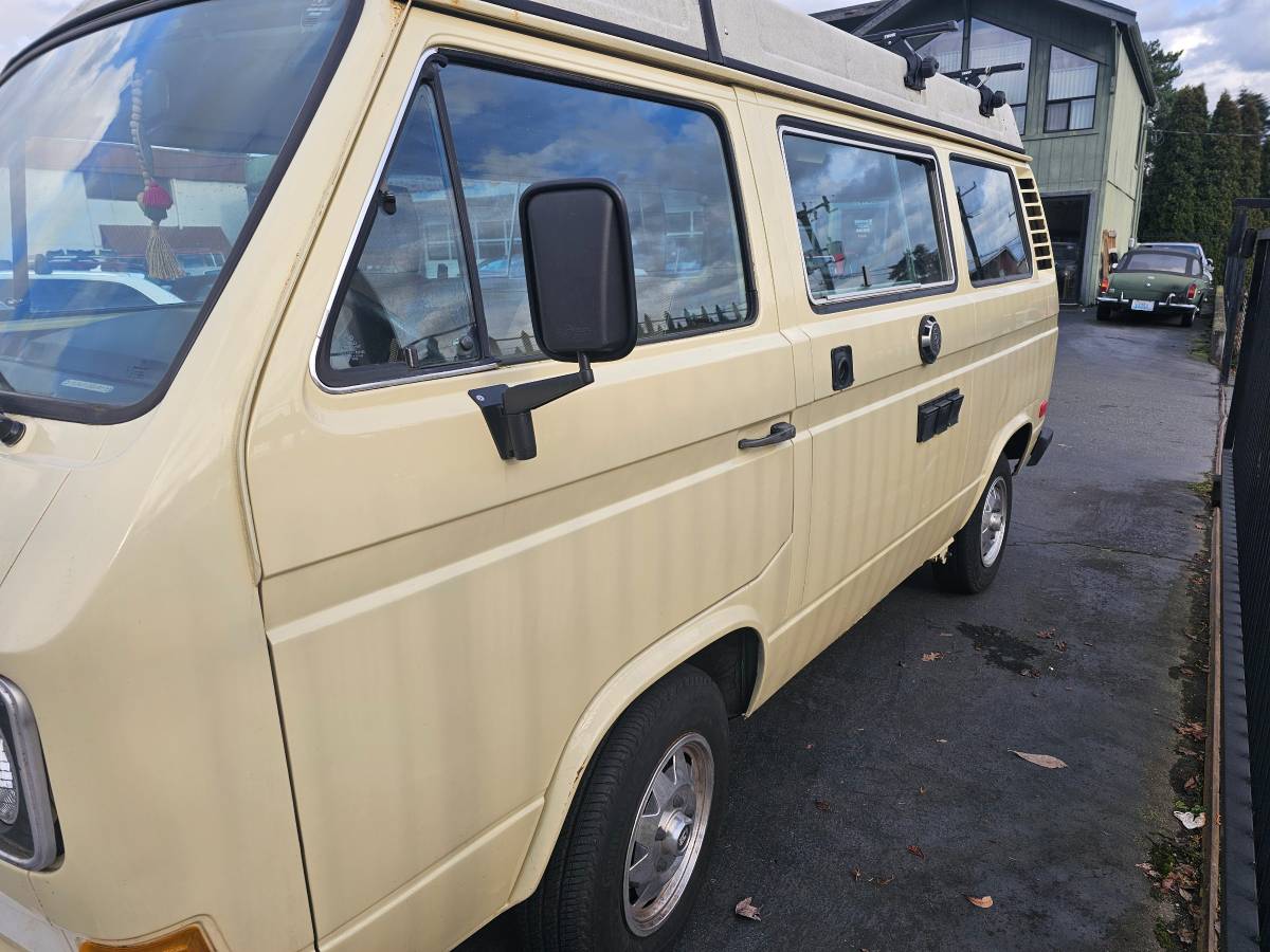 Volkswagen-Vanagon-westfalia-1980-1