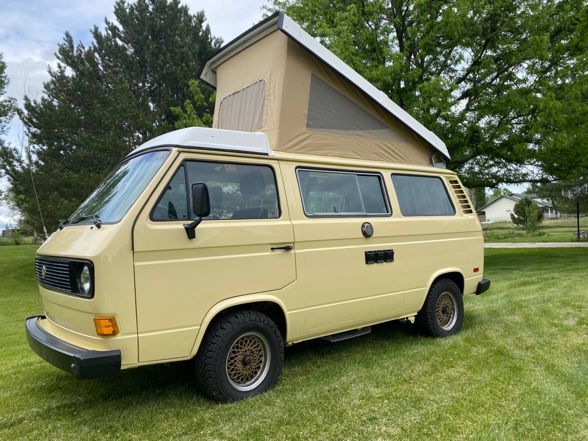 Volkswagen-Vanagon-westfalia-1981-3