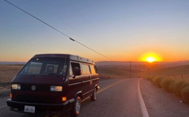 Volkswagen-Vanagon-westfalia-1990