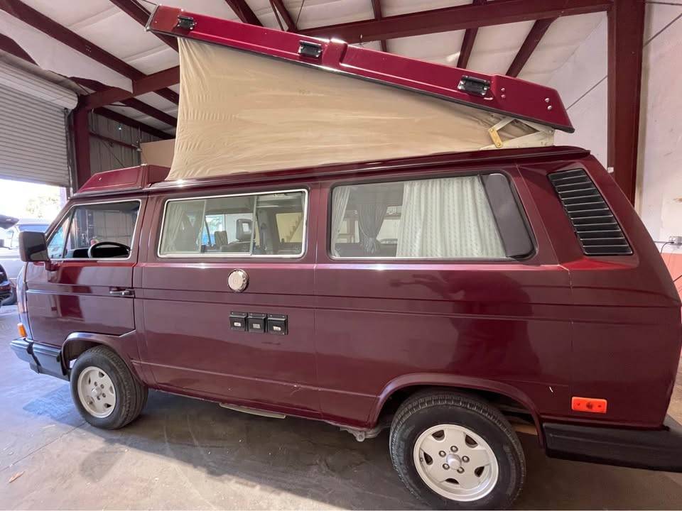 Volkswagen-Vanagon-westfalia-1990-5