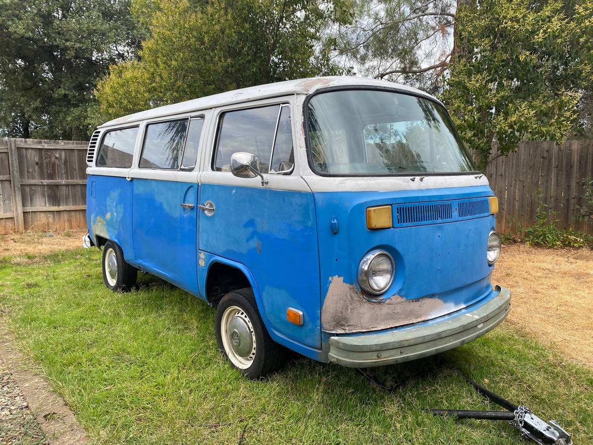 Volkswagen-Vw-bus-1973