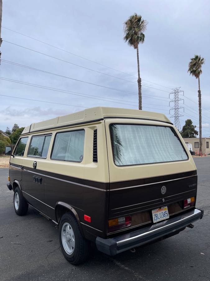 Volkswagen-Westfalia-1984-2