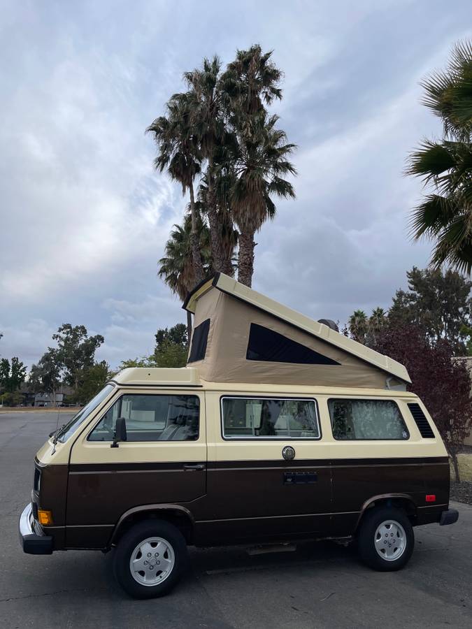 Volkswagen-Westfalia-1984-22