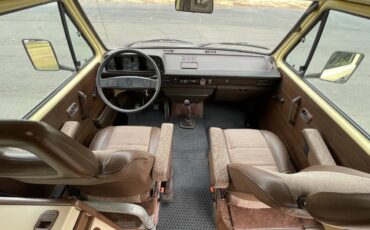 Volkswagen-Westfalia-1984-7