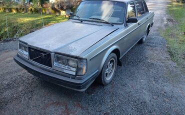 Volvo-240-turbo-1984-11