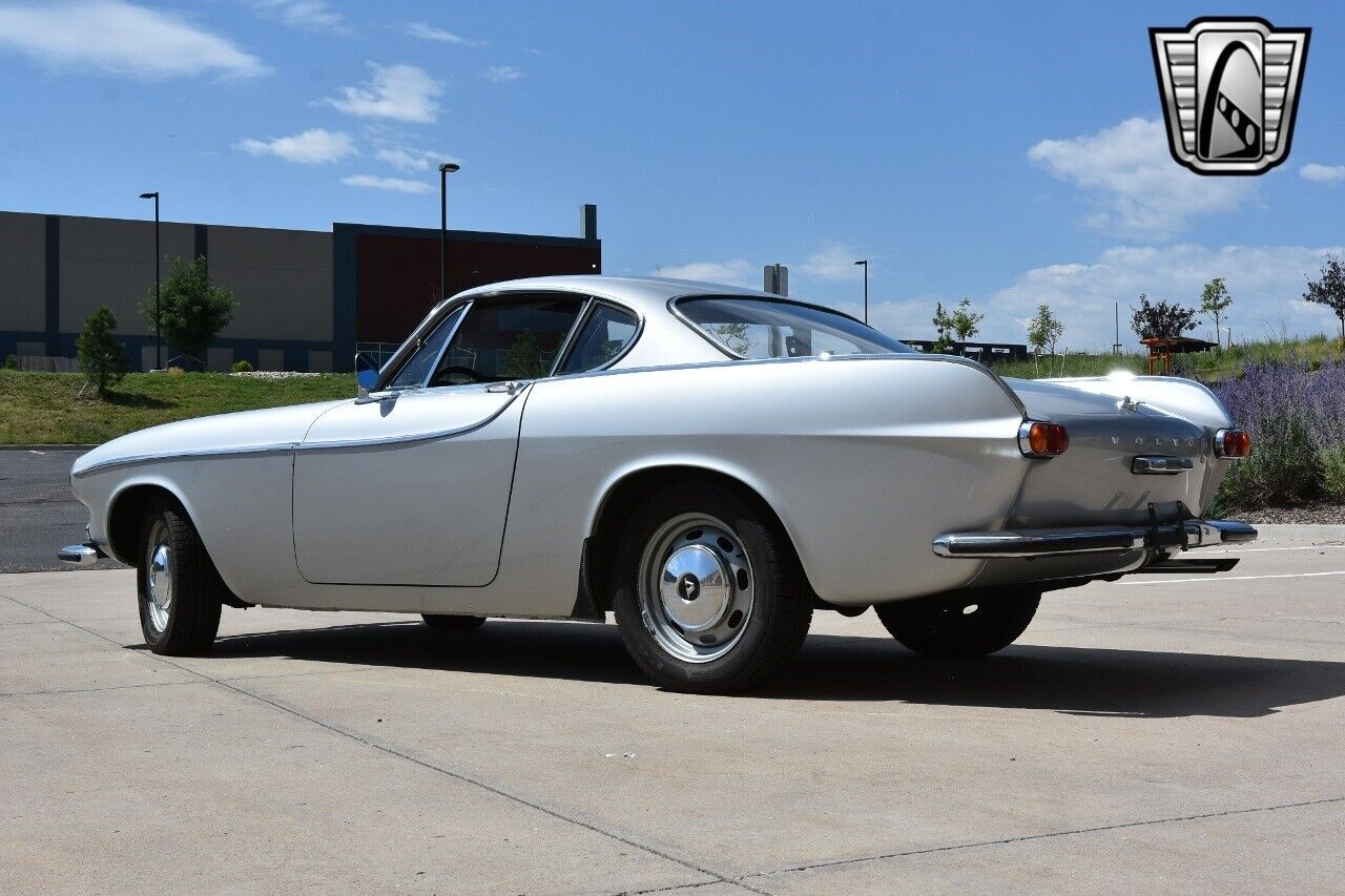 Volvo-P1800-S-Coupe-1965-4