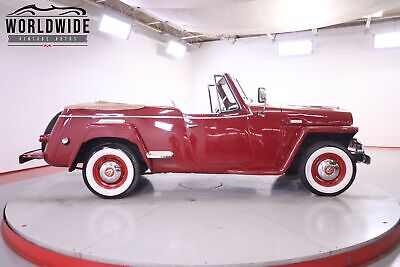 Willys-Jeepster-1948-3