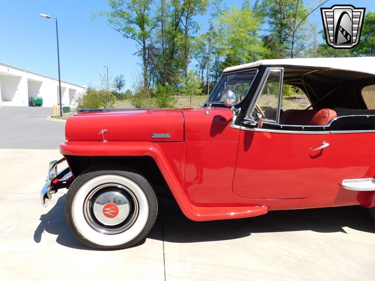 Willys-Jeepster-1949-5