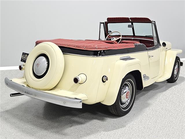 Willys-Jeepster-Cabriolet-1949-4