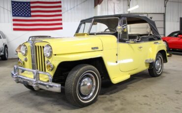 Willys-Jeepster-Coupe-1948