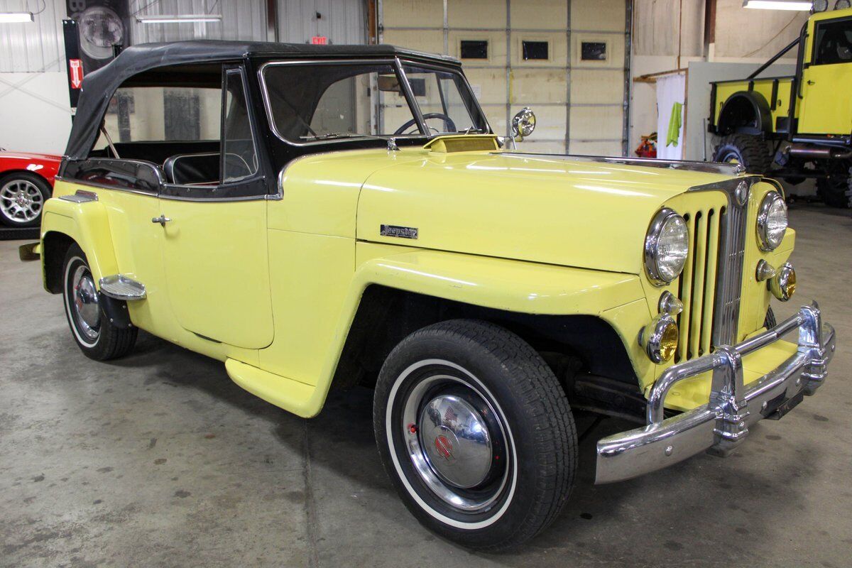 Willys-Jeepster-Coupe-1948-7