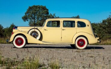 goodtimers-Packard-1405-Limousine-1936-8