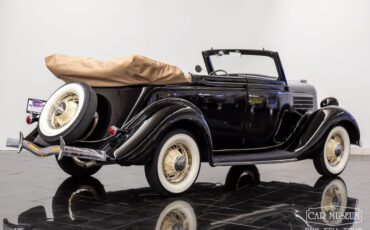 1935-ford-model-48-deluxe