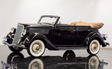 1935-ford-model-48-deluxe