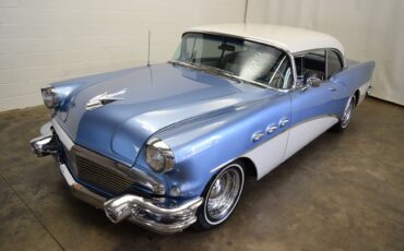 Buick Special Riviera 1956 : une importation automobile exceptionnelle