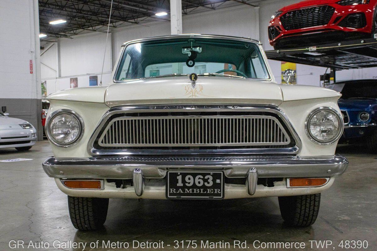 AMC-Rambler-1963-White-Blue-147166-11