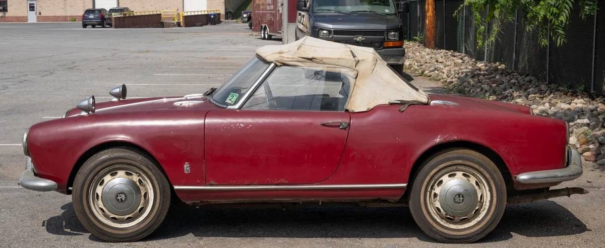 Alfa-romeo-Giulietta-spider-1958-9