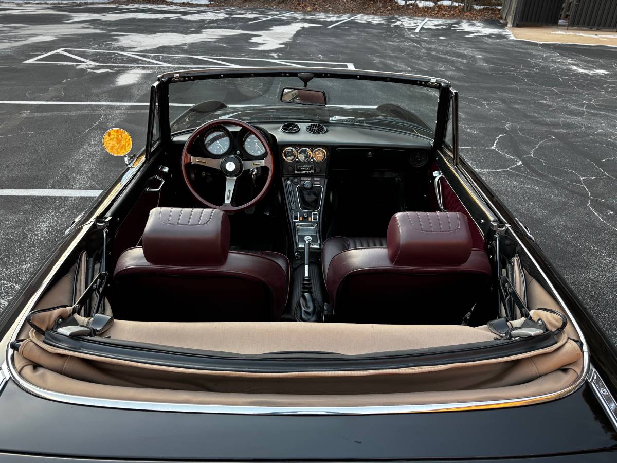 Alfa-romeo-Spider-1976-89434-14