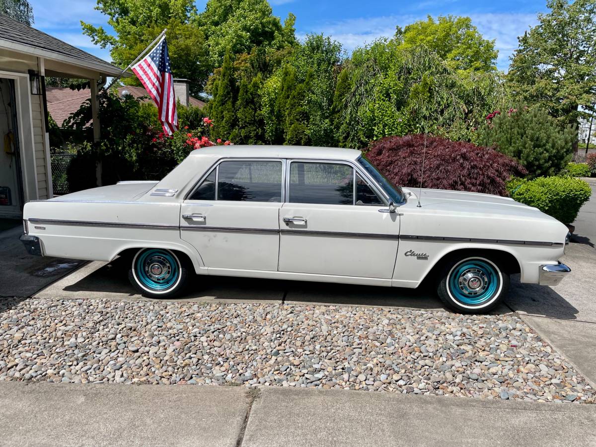 Amc-Rambler-classic-770-1966