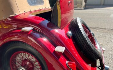 Aston-Martin-2-litre-Drophead-Coupe-Coupe-1937-10