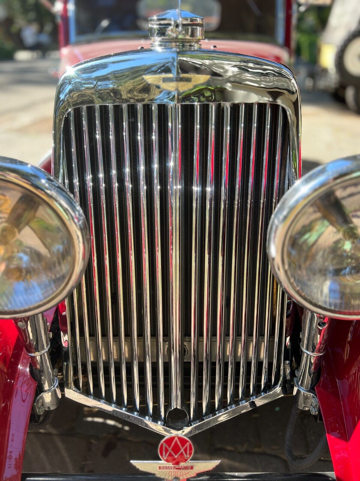 Aston-Martin-2-litre-Drophead-Coupe-Coupe-1937-2