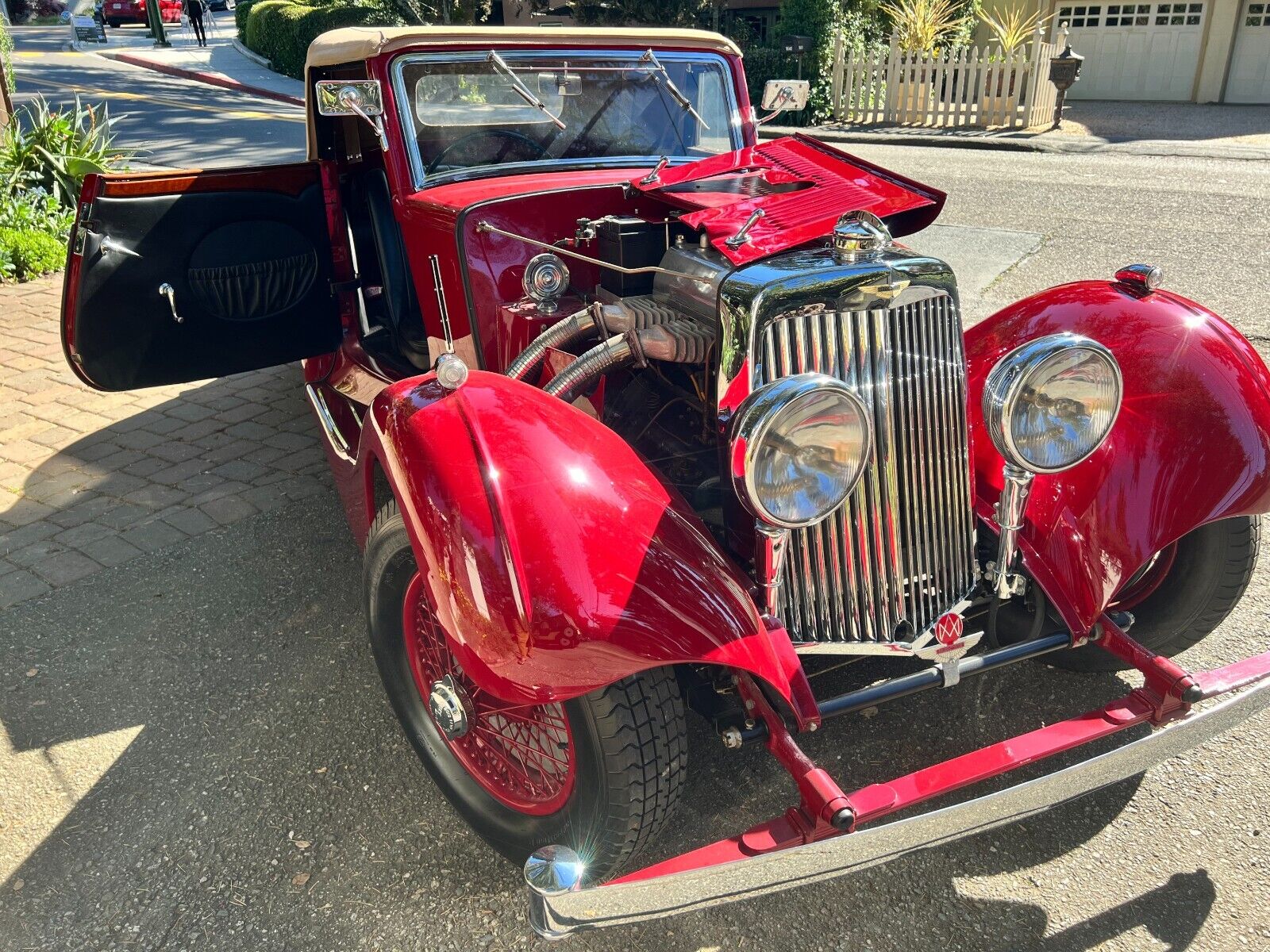 Aston-Martin-2-litre-Drophead-Coupe-Coupe-1937-22