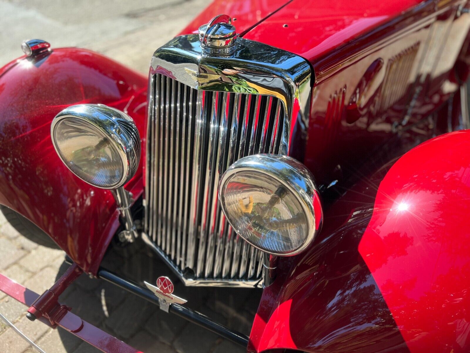 Aston-Martin-2-litre-Drophead-Coupe-Coupe-1937-3