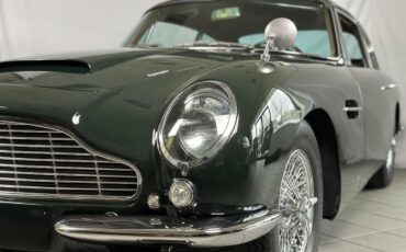 Aston-Martin-DB6-Coupe-1966-32