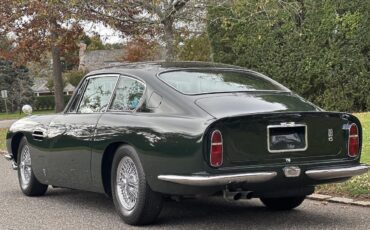 Aston-Martin-DB6-Coupe-1966-37