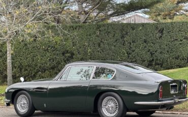 Aston-Martin-DB6-Coupe-1966-39