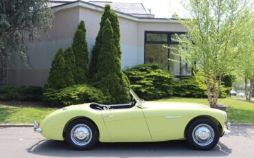 Austin-Healey-100-6-BN6-1959-Yellow-Black-0-2