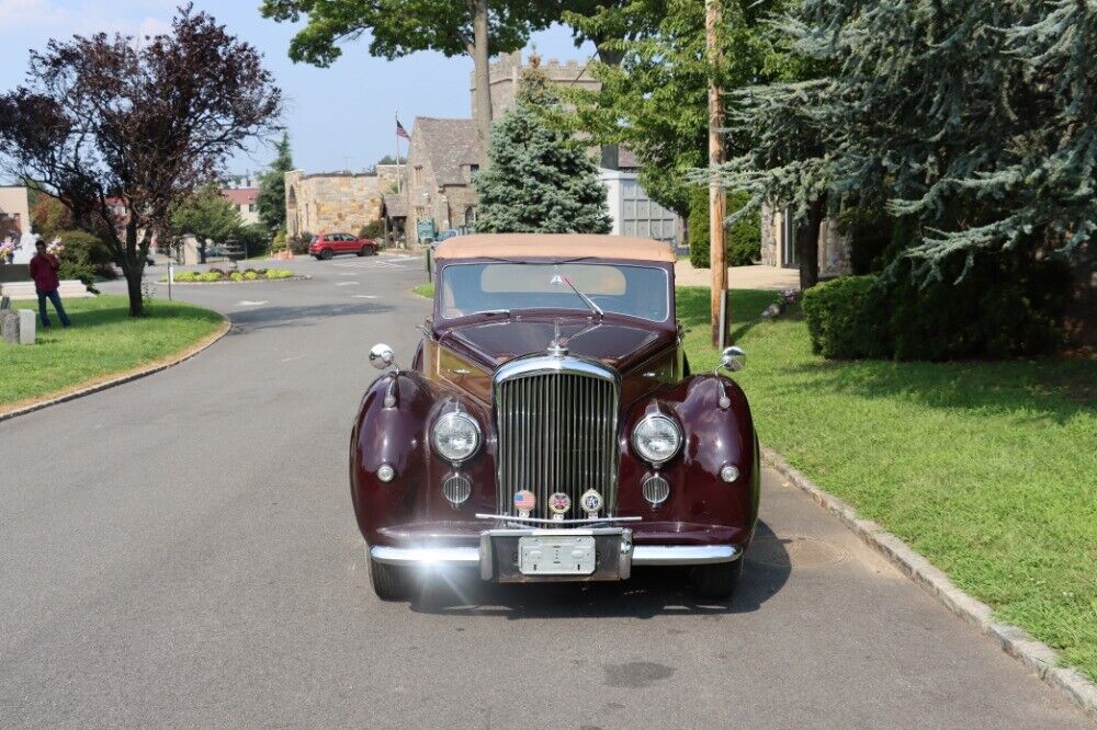 Bentley-Mark-VI-1952-Burgundy-Tan-0-2